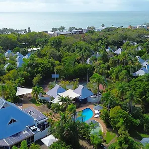 4* Semesteranläggning (resort) Kellys
